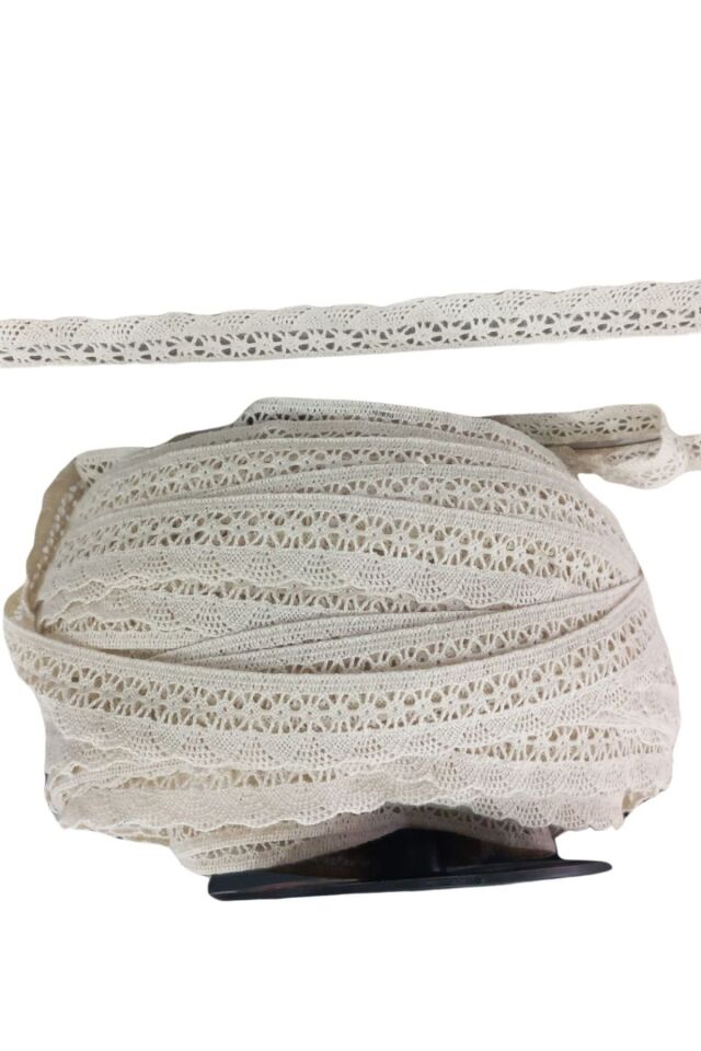 Kopanaki Dantel en 4 cm Şeritli Krem 1 Metre