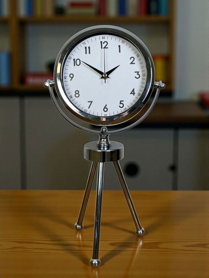 Zentime Krom Şık Üç Ayaklı Masa Saati