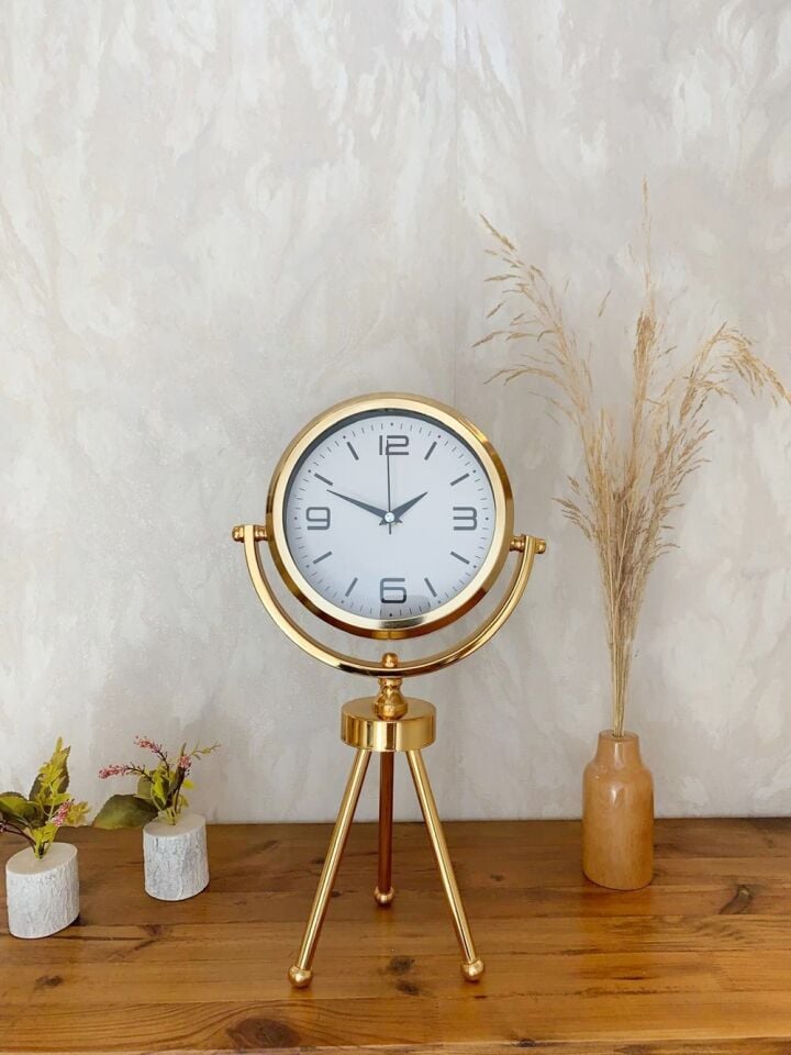 Gold Metal Mini Tripod Modern Masa Saati 45×26 cm – Şık ve Dekoratif Tasarım