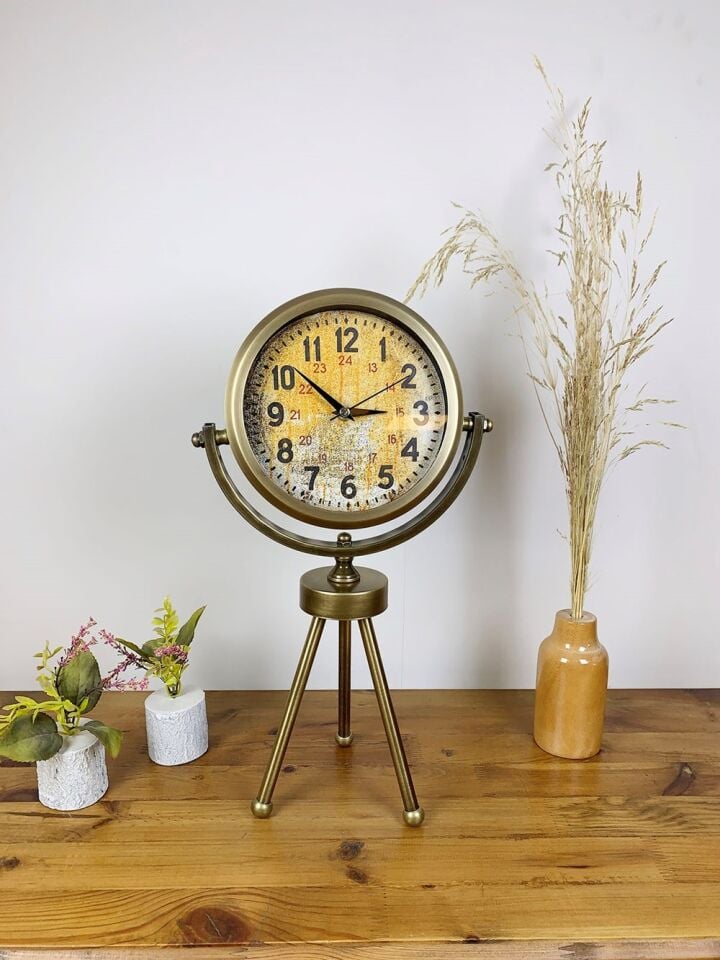 Eskitme Metal Mini Tripod Kaos Masa Saati 45×26 cm