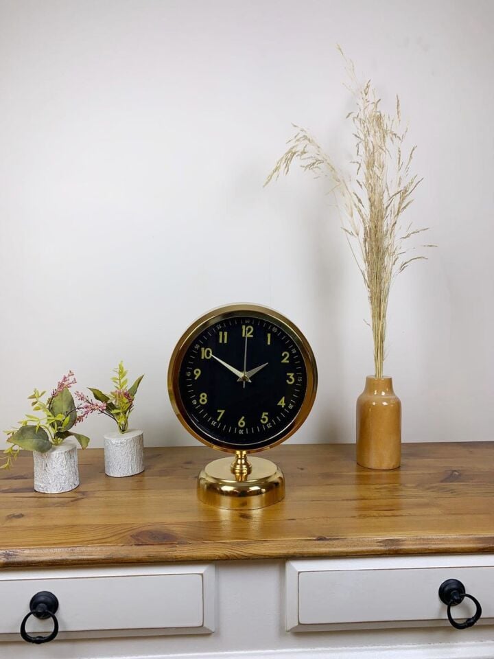 Gold Metal Tokyo Masa Saati 25×20 cm