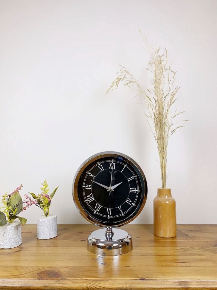 Krom Metal Siyah Retro Masa Saati 25×20 cm