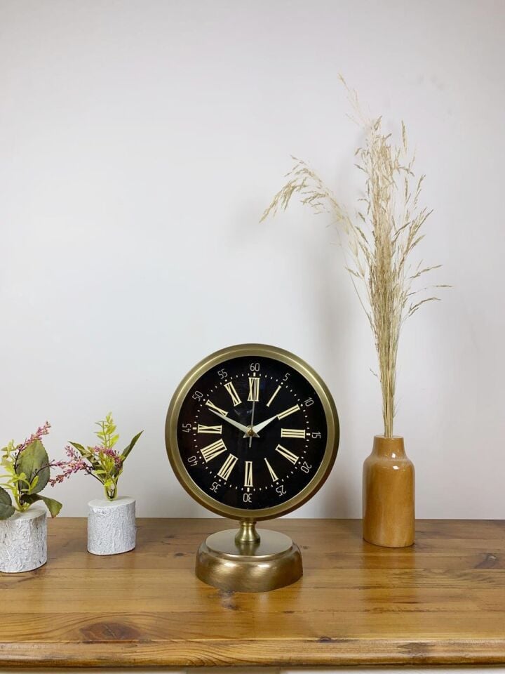 Eskitme Metal Zarif Masa Saati 25×20 cm