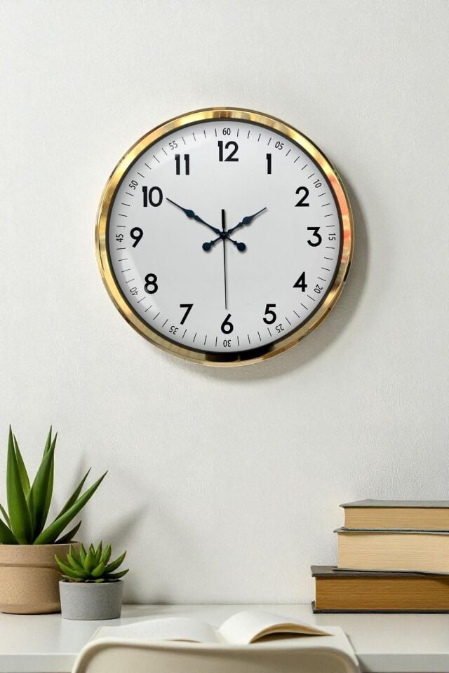 Gold & White Luxury Classic 52 Cm Metal Duvar Saati