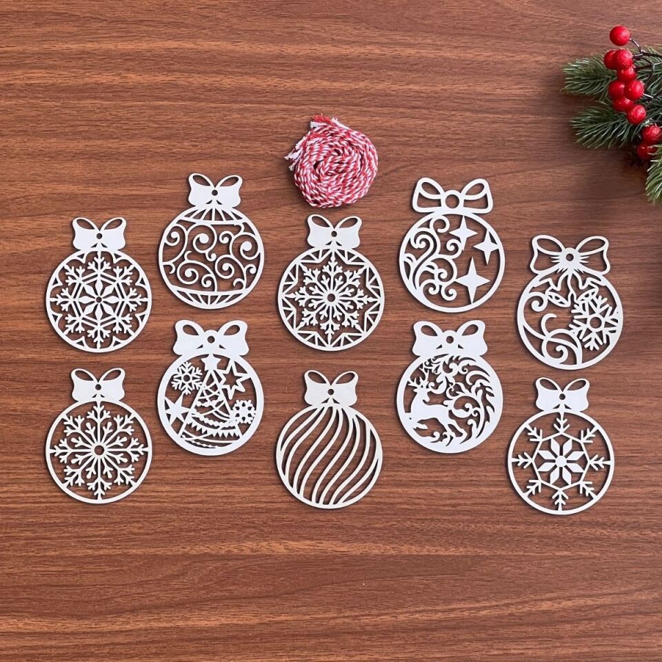 AD 10 Parça Kırmızı Beyaz İpli Fiyonk Model Ahşap Yılbaşı Ağaç Süsü