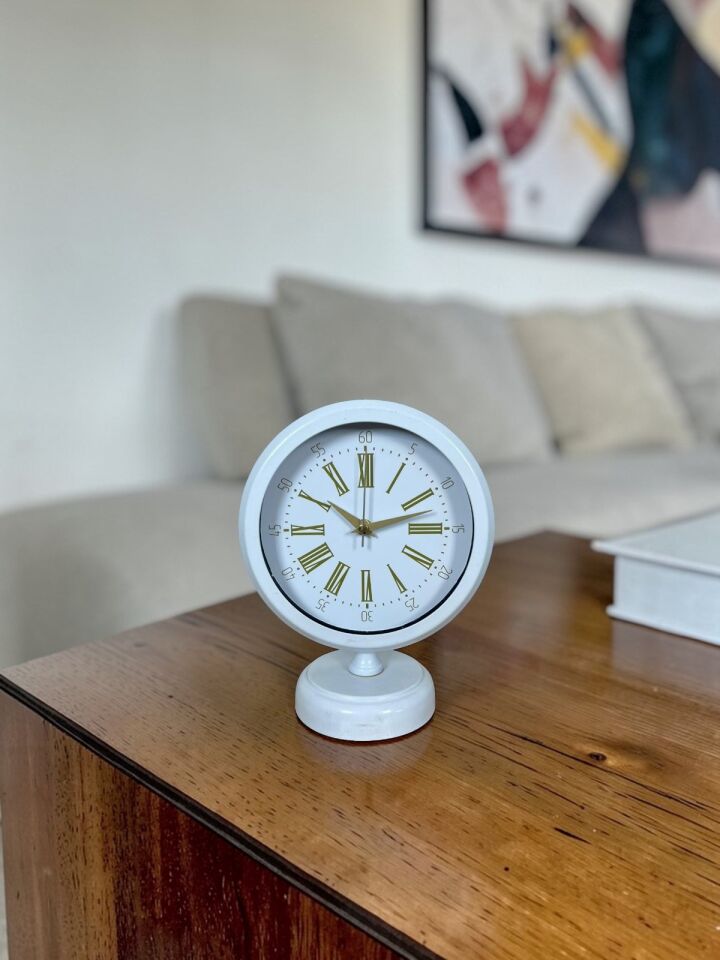 Veloria Beyaz 25 x 20 Cm Metal Masa Saati