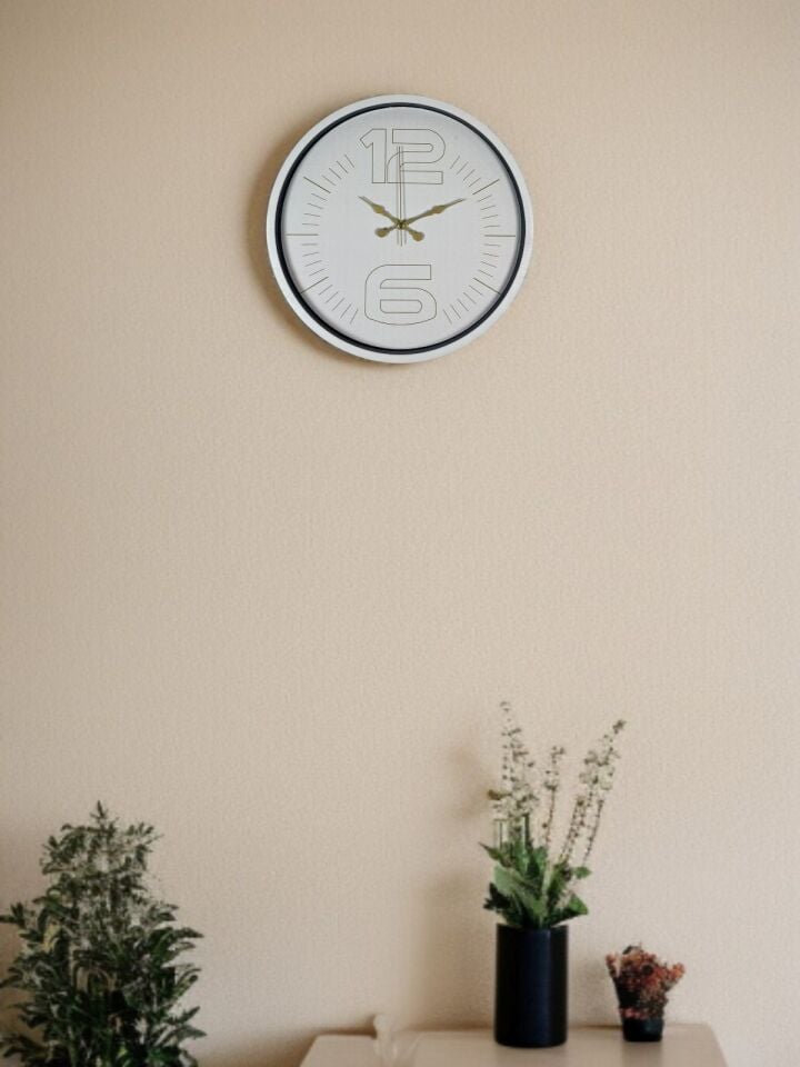 36 Cm Zarif Ve Şık Duvar Saati