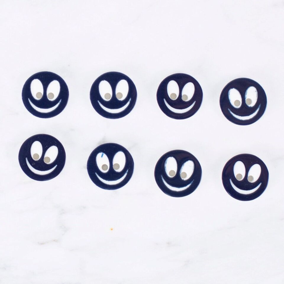 Loren Crafts 8 li Gülen Yüz Siyah Düğme - 0522