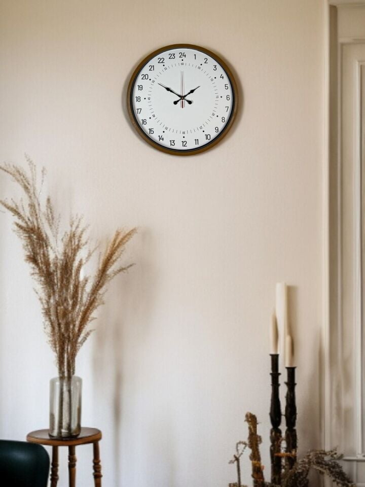 36 Cm Kahverengi 24 Saat Göstergeli Özel Tasarım Duvar Saati