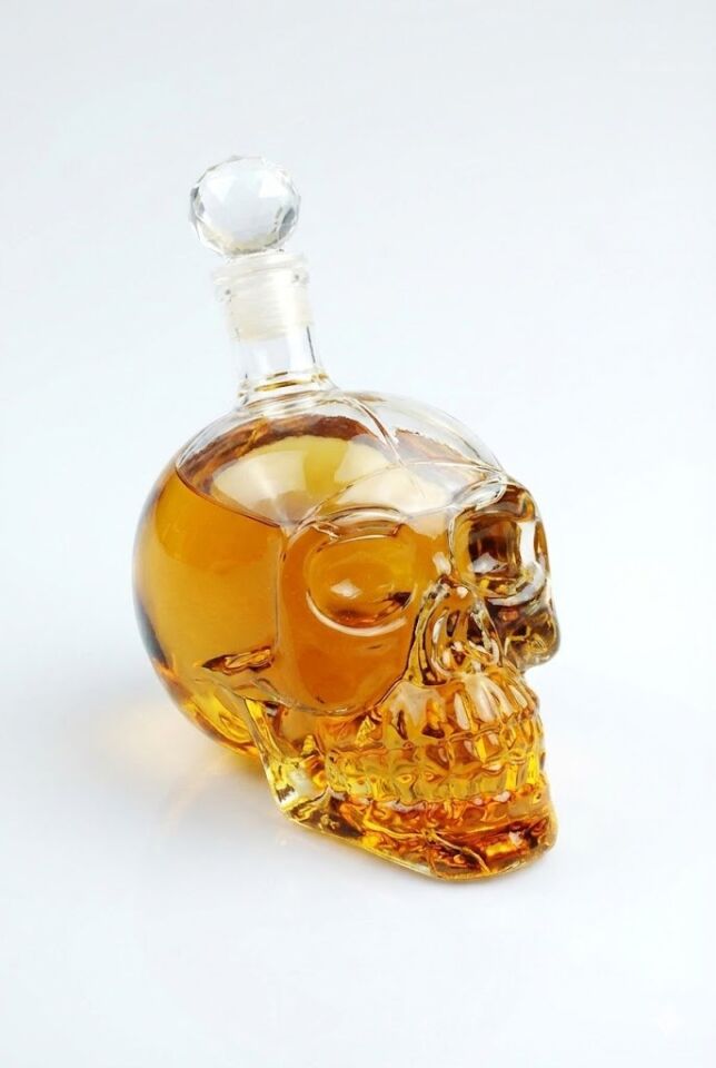 Crystal Head Kuru Kafa Cam Şişe Viski Likör Hediyelik Sürahi (550 ML)