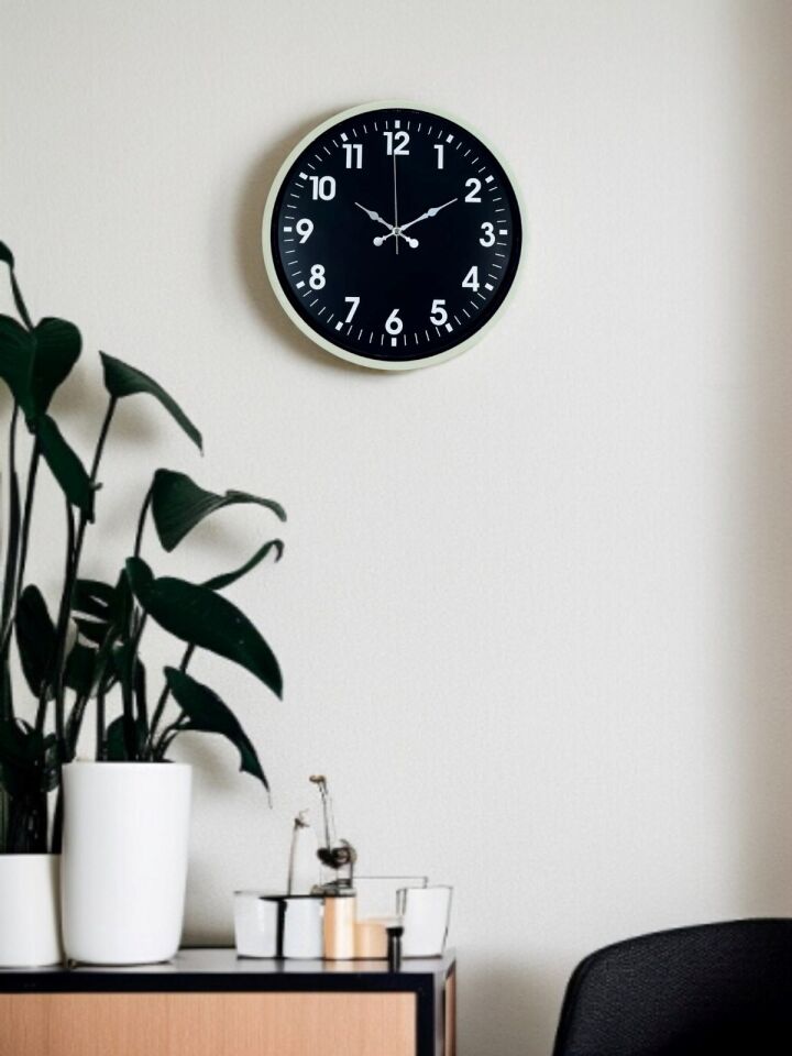 36 Cm Krem Zarif Duvar Saati