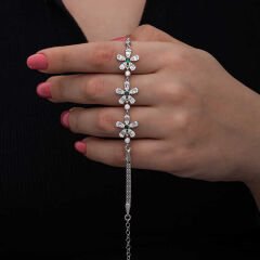 925 Ayar Gümüş Baget Çiçek Desenli Kadın Bileklik T8567 (491491)