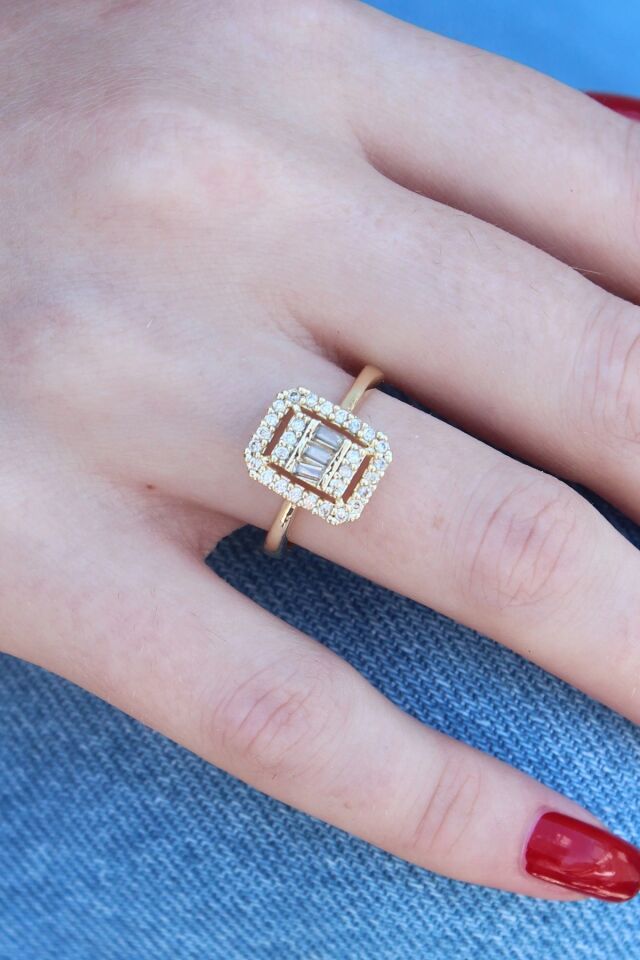 Mey İthalat® Gold Renk Baget Zirkon Taşlı Kadın Yüzük