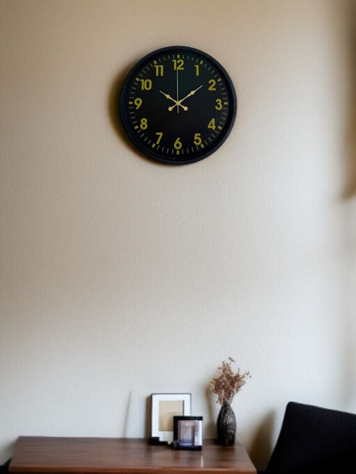 36 Cm Siyah Standart Duvar Saati