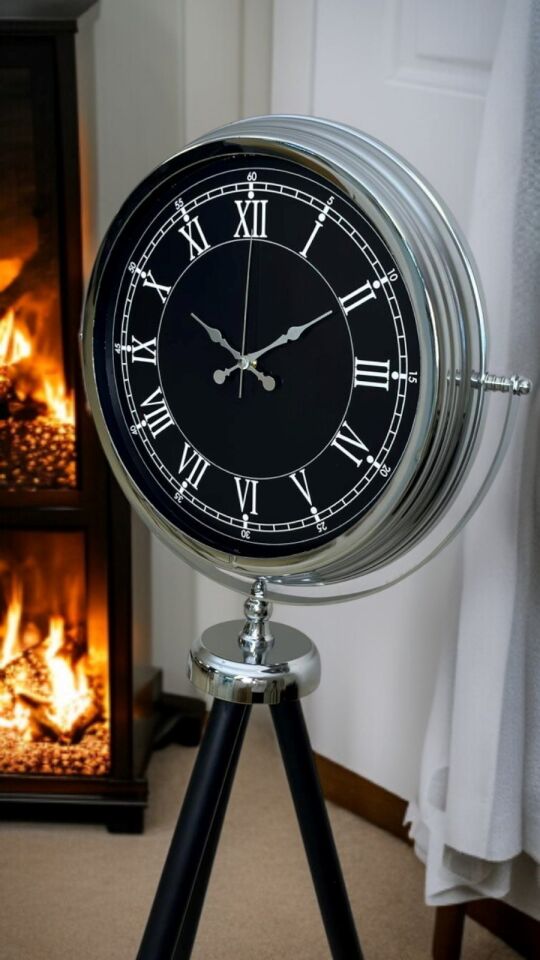 Regal Krom Tripod Ayaklı Saat