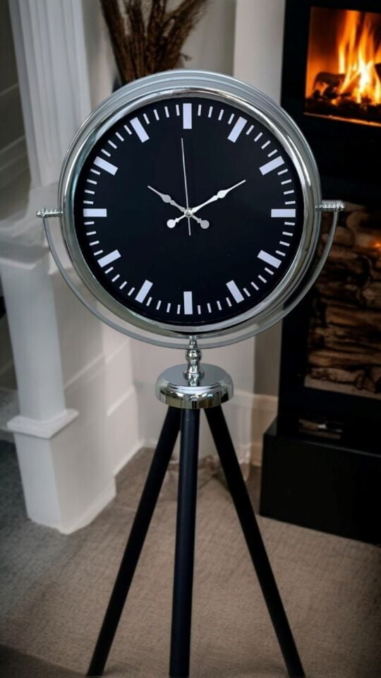 Krom Prime Modern Tripod Ayaklı Saat