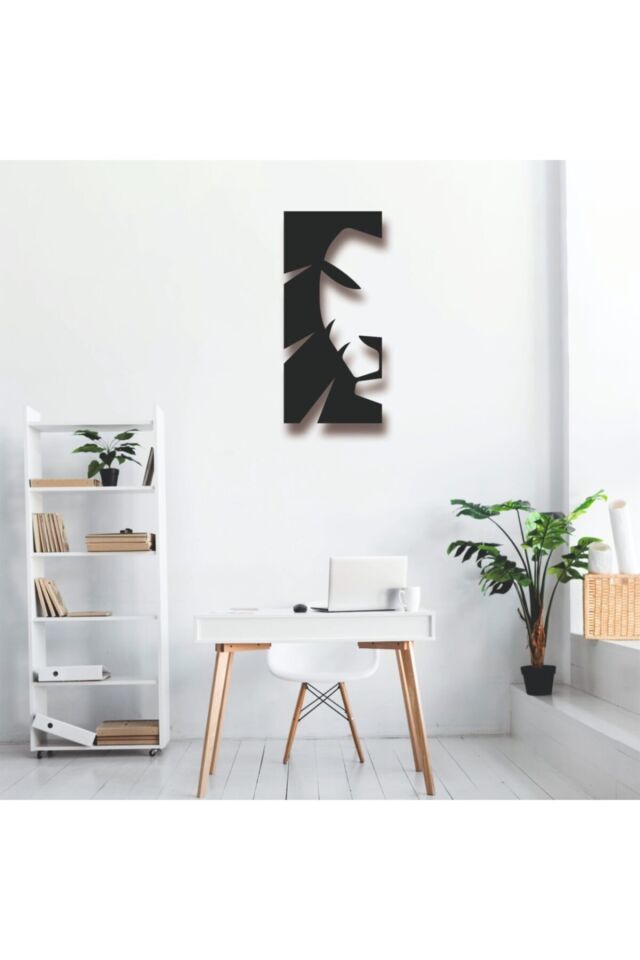 Aslan Figürlü Ahşap Tablo