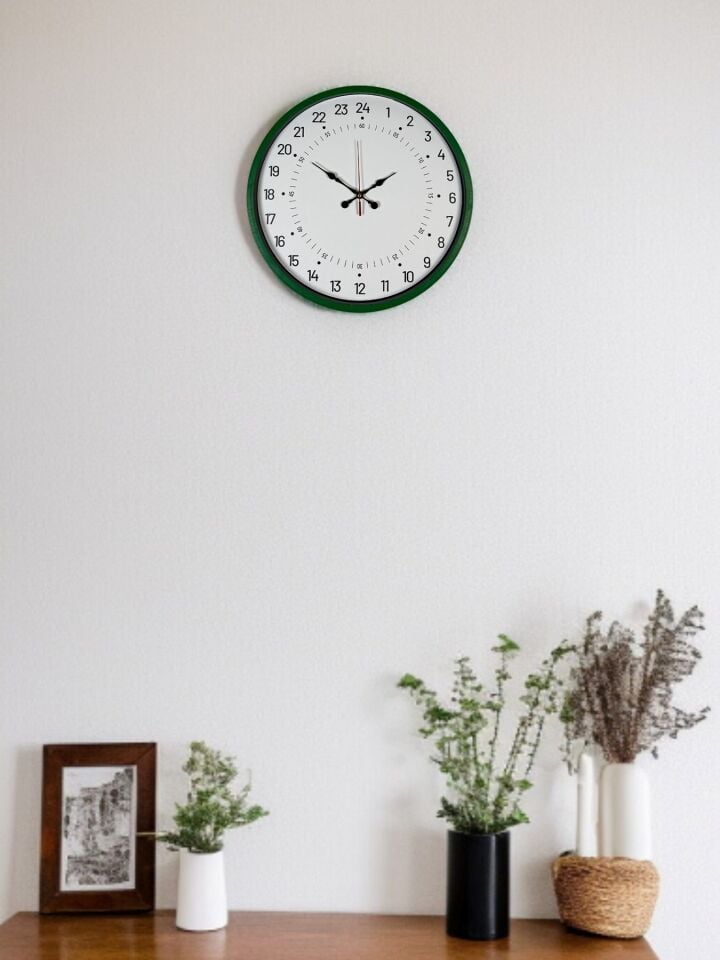 36 Cm Yeşil 24 Saat Göstergeli Özel Tasarım Duvar Saati