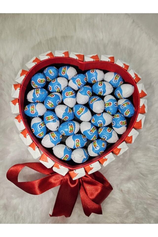 Kalpli Kinder Çikolata Sepeti