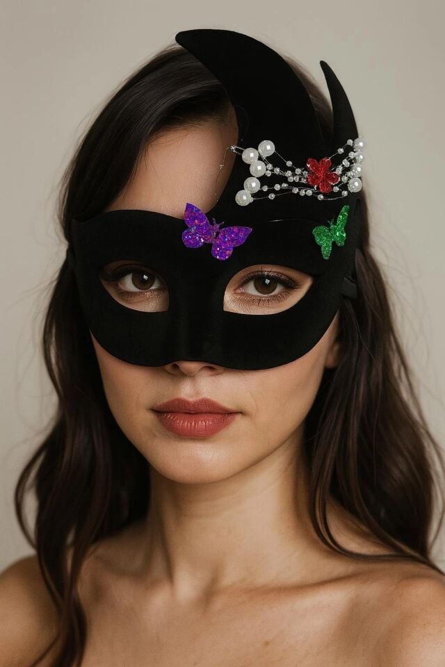 Mey İthalat® Siyah Renk İncili Taşlı Süet Kaplama Venedik Parti Maskesi 20x22 cm