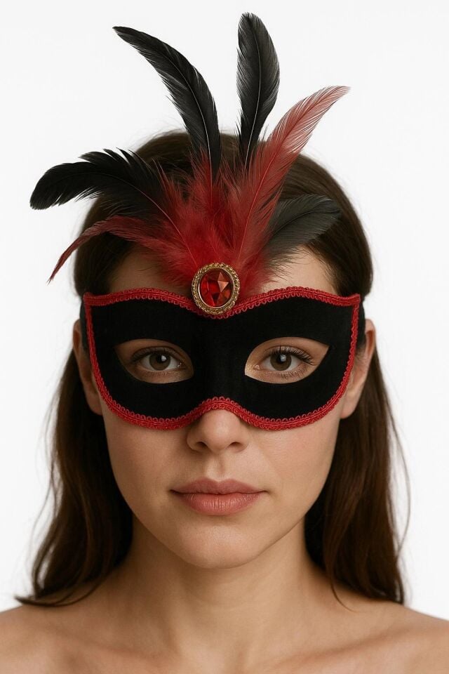 Mey İthalat® Kırmızı Dantelli Siyah Kırmızı Tüylü Siyah Süet Kaplama Parti Maskesi 17x25 cm