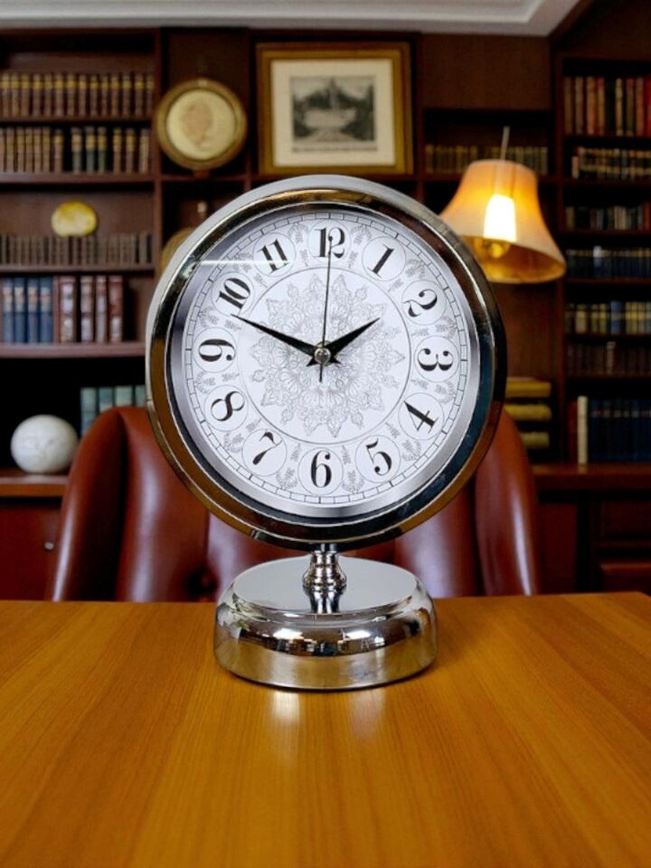 Pure Elegance 25 x 20 Cm Metal Desenli Masa Saati