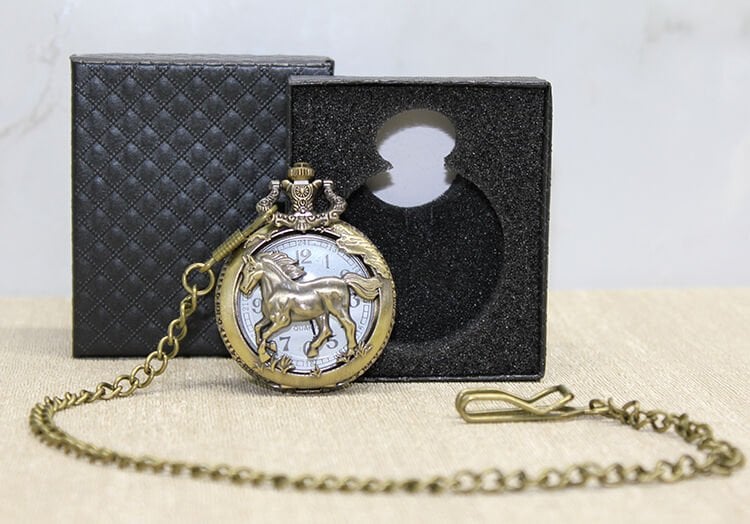 Özel Kutulu At Tasarımı Köstekli Saat